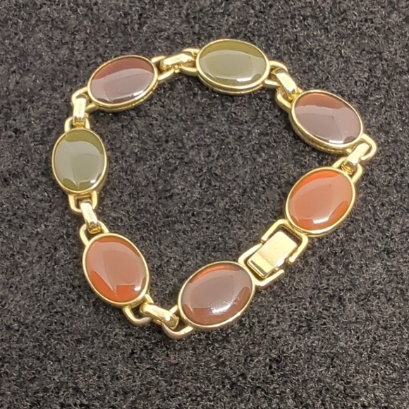 Vintage Bracelet Oval Tiger Eye Red Goldstone Emerald Fuchsite Glass Elegant  - Picture 2 of 13